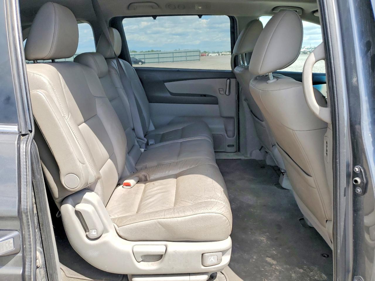 2011 Honda Odyssey Exl Gray vin: 5FNRL5H69BB510677