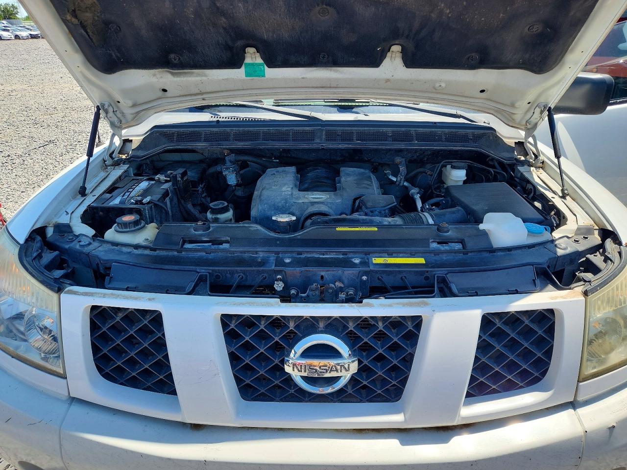 2005 Nissan Titan Xe White vin: 1N6AA07B45N502140