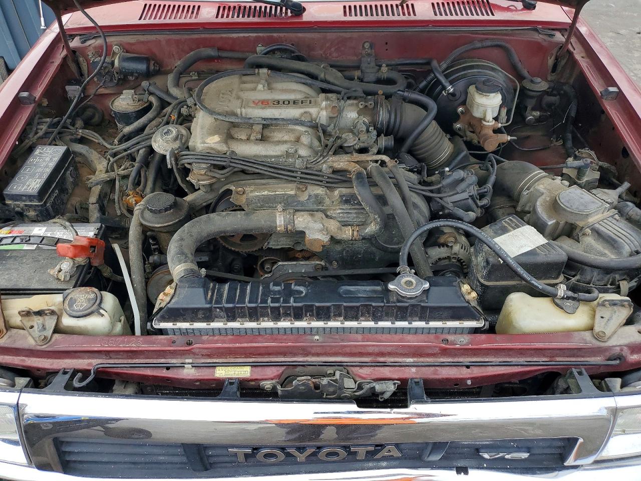1990 Toyota Pickup 1 Ton Long Bed Dlx Burgundy vin: JT4VN13G8L5029209