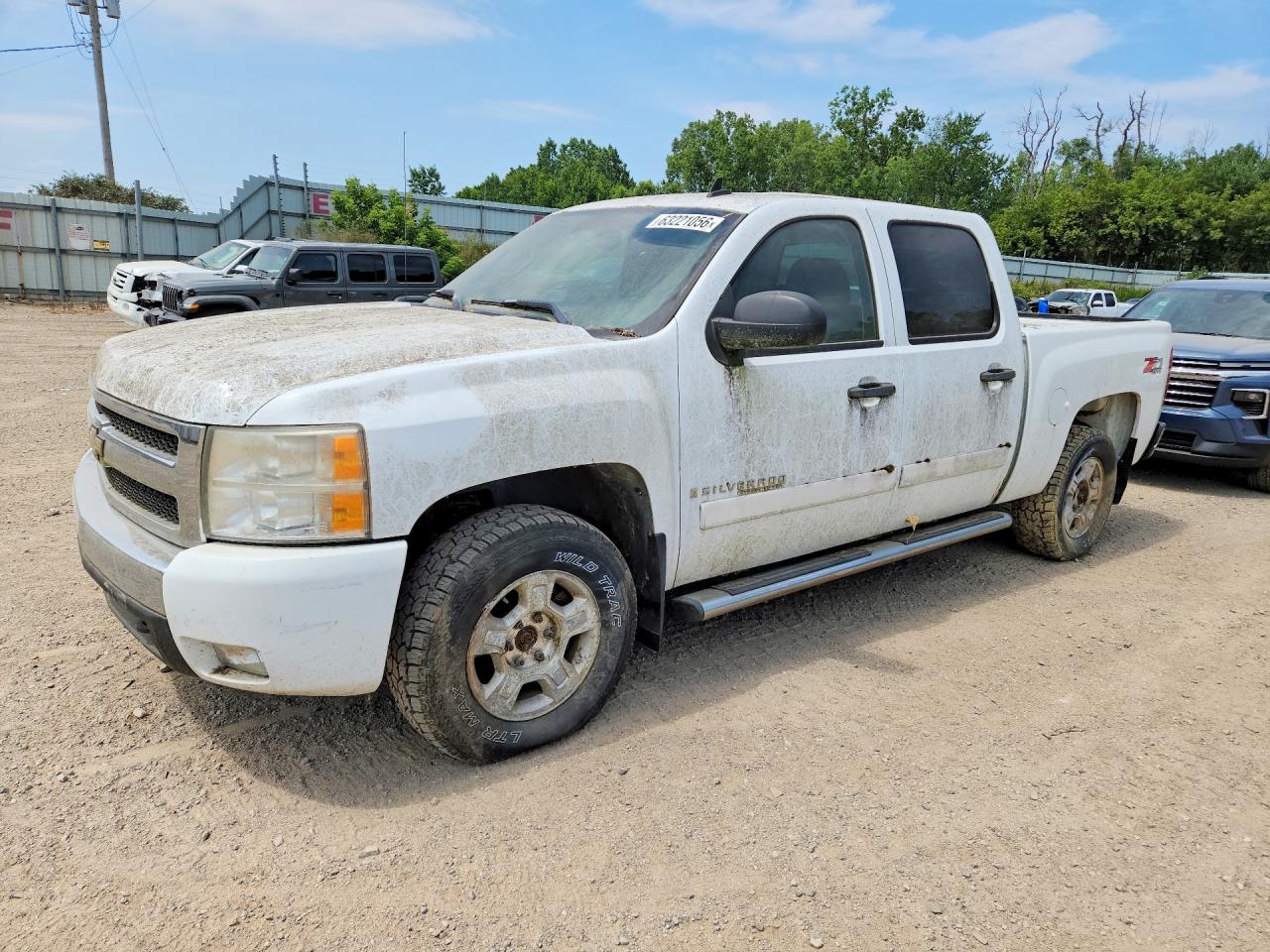 2007 Chevrolet Silverado K1500 Crew Cab White vin: 2GCEK13CX71590573