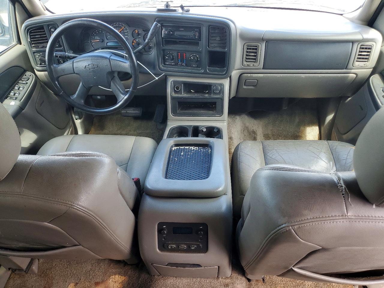 2003 Chevrolet Suburban K1500 Черный vin: 3GNFK16T83G187622