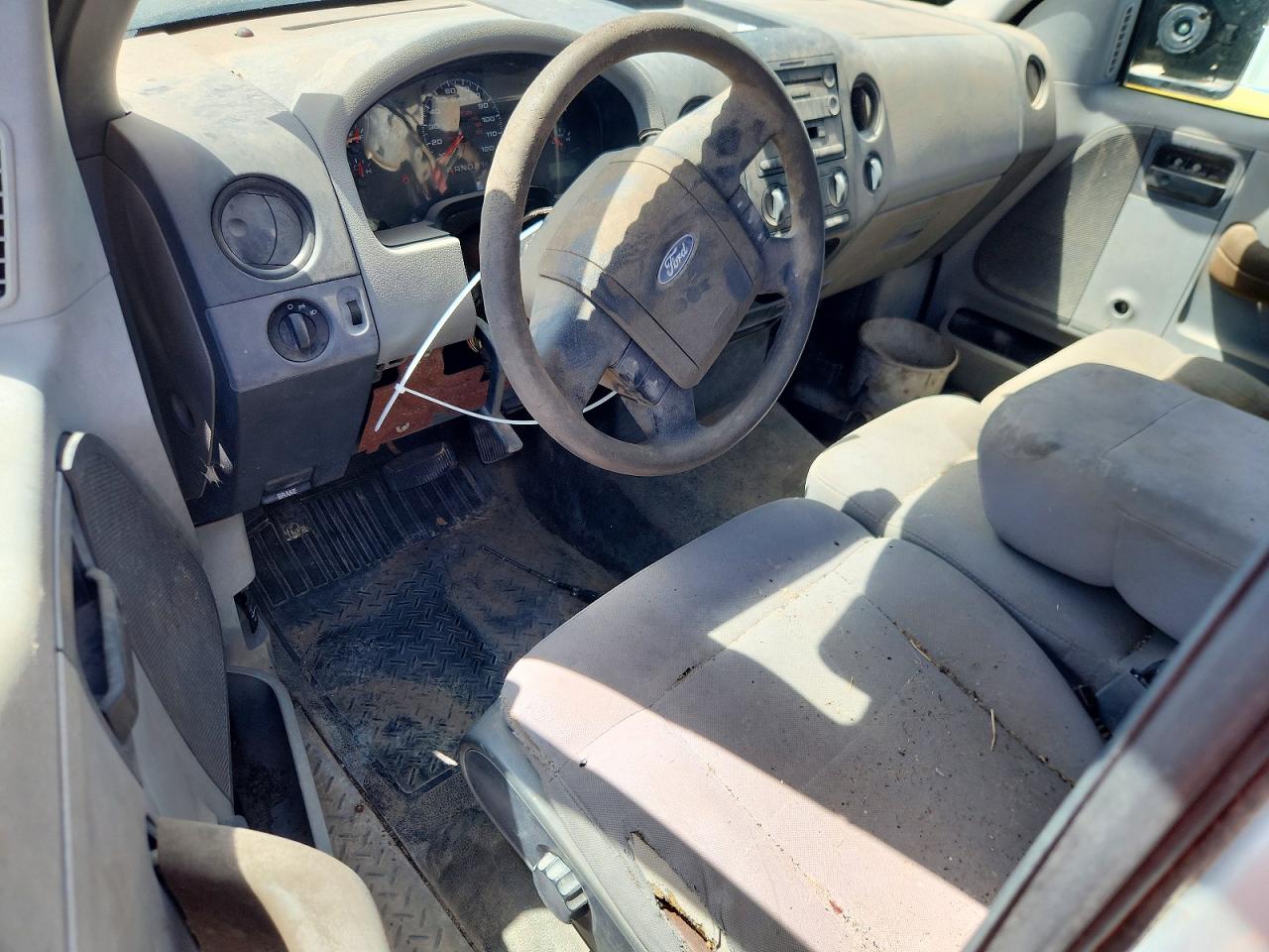 2006 Ford F150 Silver vin: 1FTRF12286NB83704
