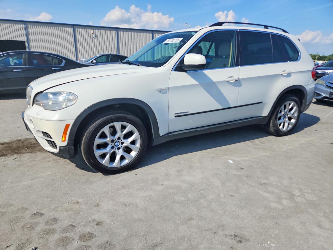 2013 Bmw X5 Xdrive35d White vin: 5UXZW0C54D0B91491