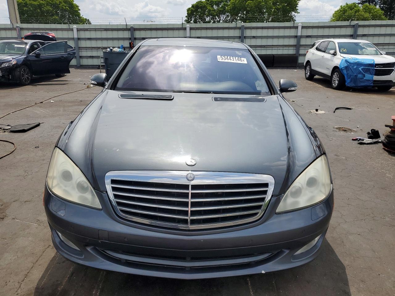 2007 Mercedes-benz S 550 Gray vin: WDDNG71X57A061196
