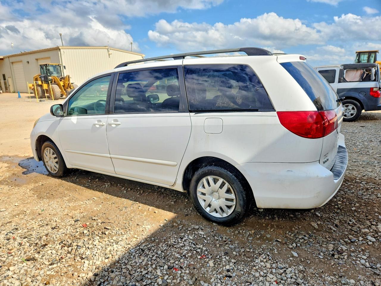 2006 Toyota Sienna Le 7 Passenger Белый vin: 5TDZA23C56S456488