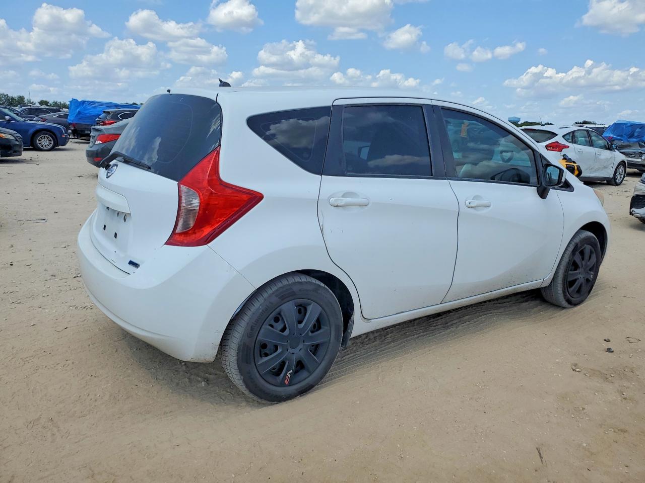 2015 Nissan Versa Note S Plus White vin: 3N1CE2CPXFL398237