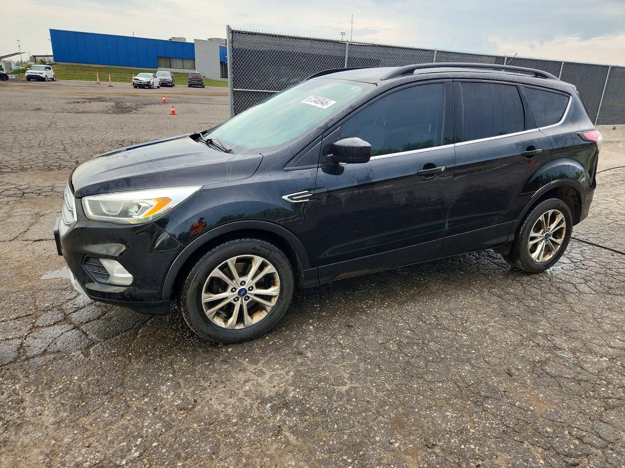 2017 Ford Escape Se Black vin: 1FMCU9G9XHUA25899