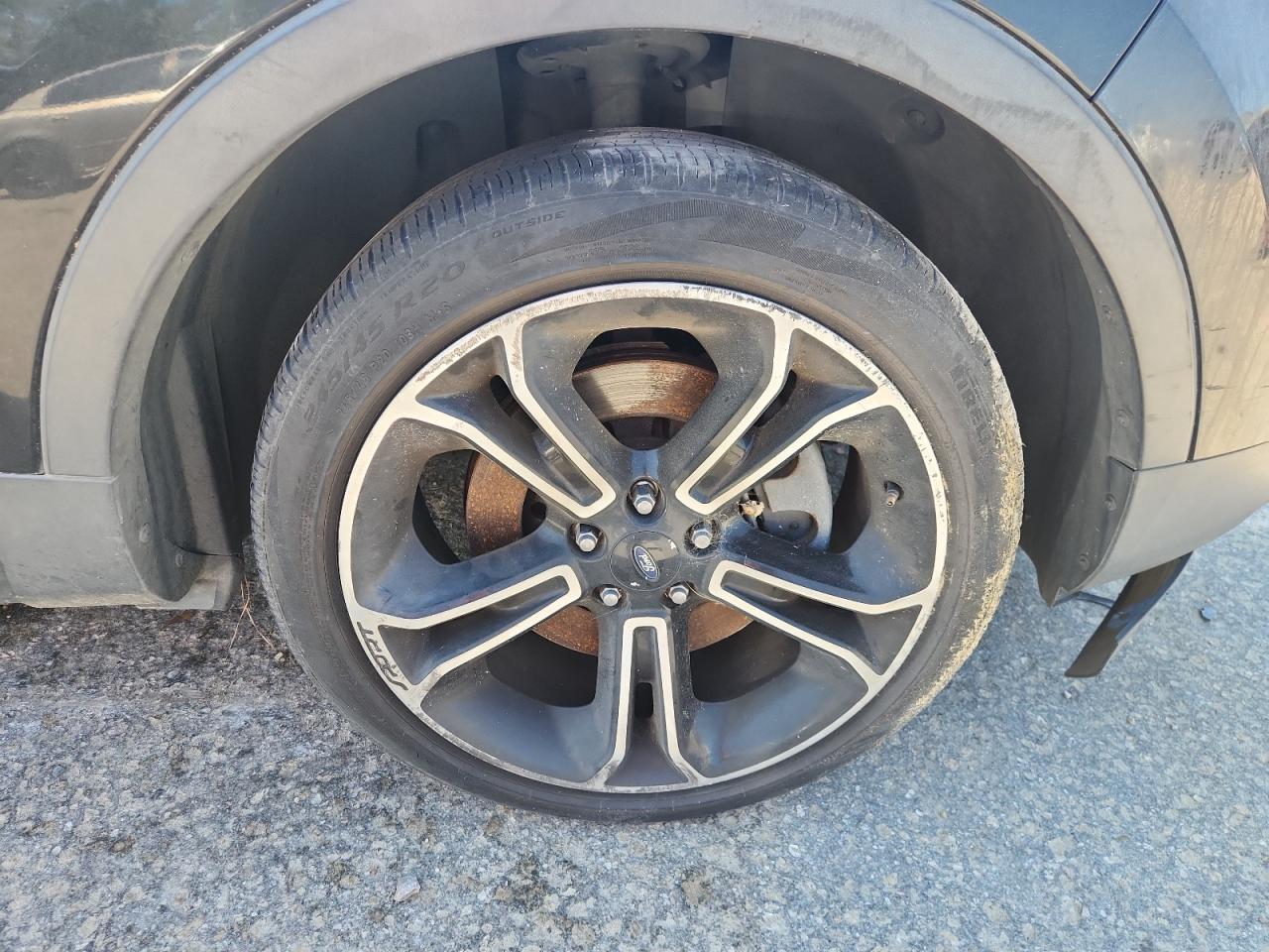 2014 Ford Explorer Sport Черный vin: 1FM5K8GT4EGB41081 Damage: Right Front Wheel, Curb Rash, > 12 Inches