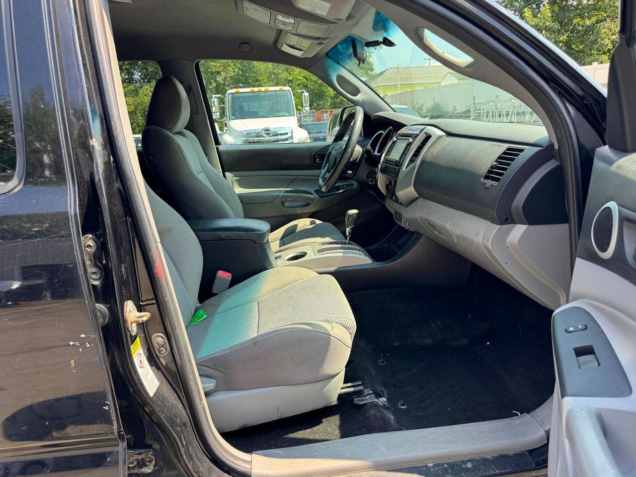 2015 Toyota Tacoma V6 Black vin: 3TMLU4EN3FM173207