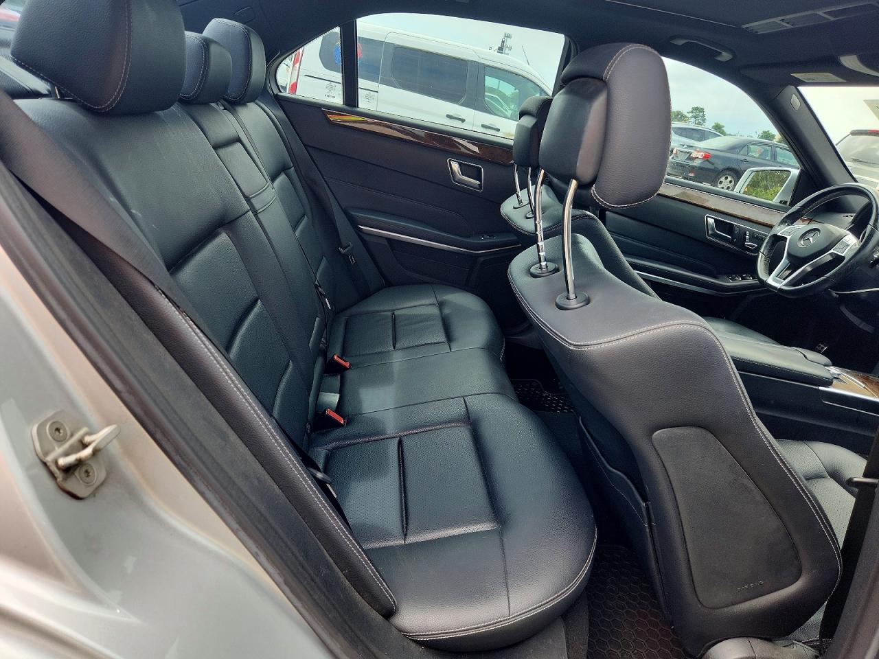 2014 Mercedes-benz E 350 4matic Silver vin: WDDHF8JB9EB071599