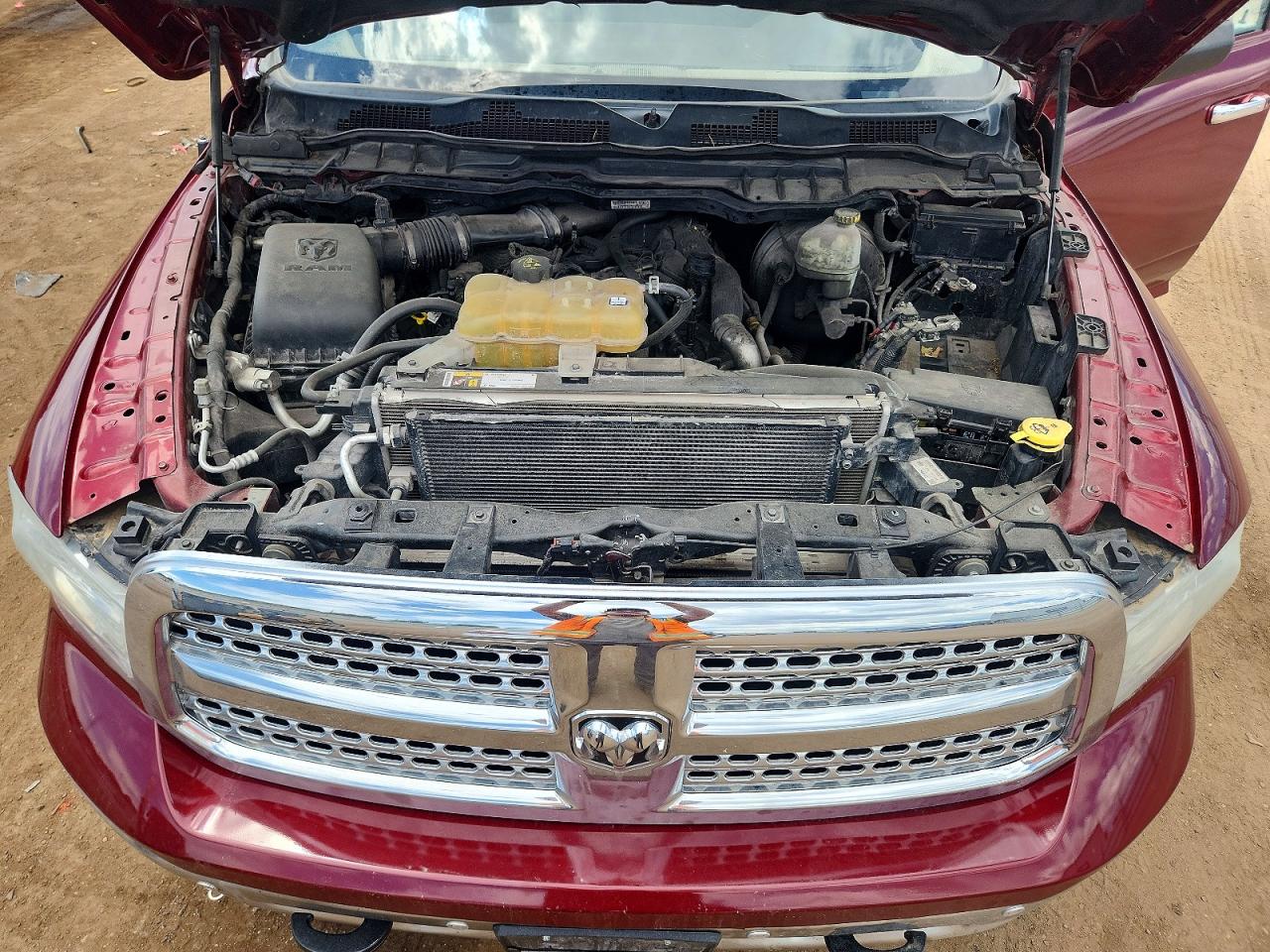 2015 Ram 1500 Longhorn Red vin: 1C6RR7PM2FS761289