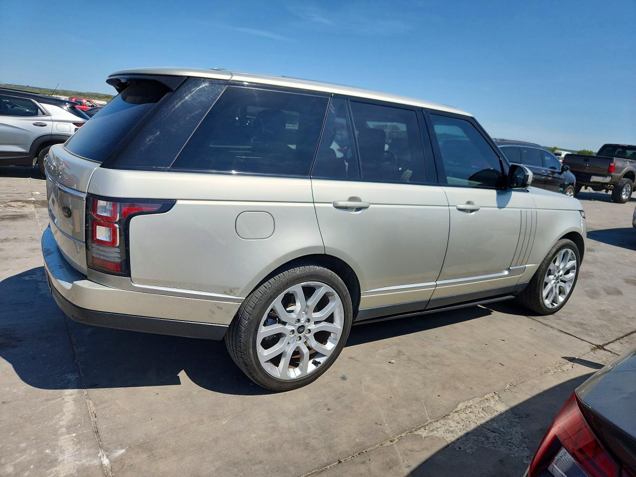 2014 Land Rover Range Rover Supercharged Beige vin: SALGS2EF8EA130569