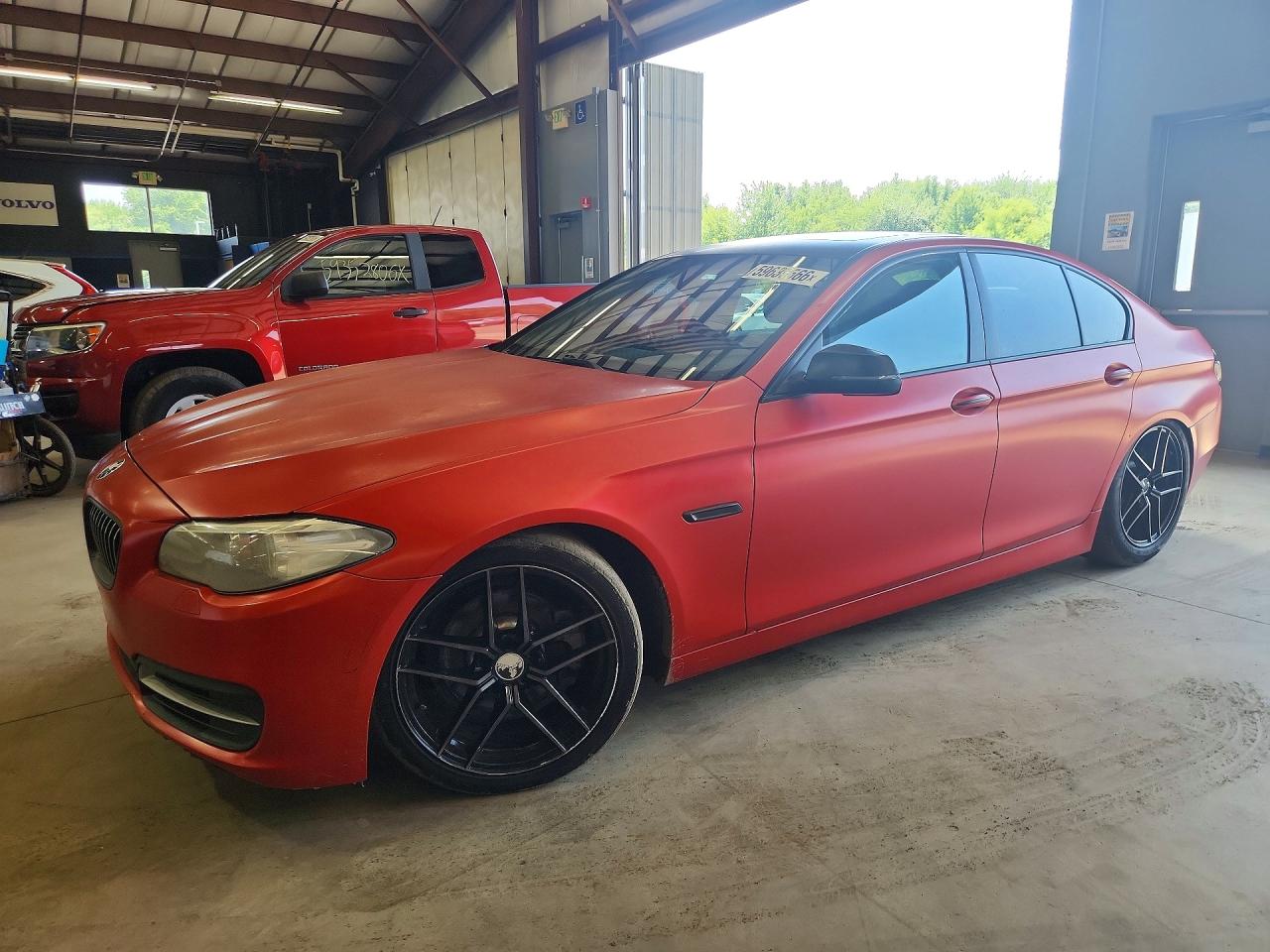 2014 Bmw 528 Xi Red vin: WBA5A7C56ED615362