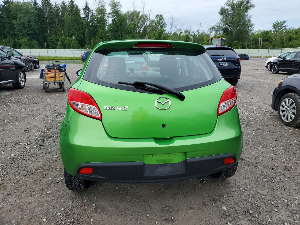 2013 Mazda Mazda2 Green vin: JM1DE1LZXD0163599