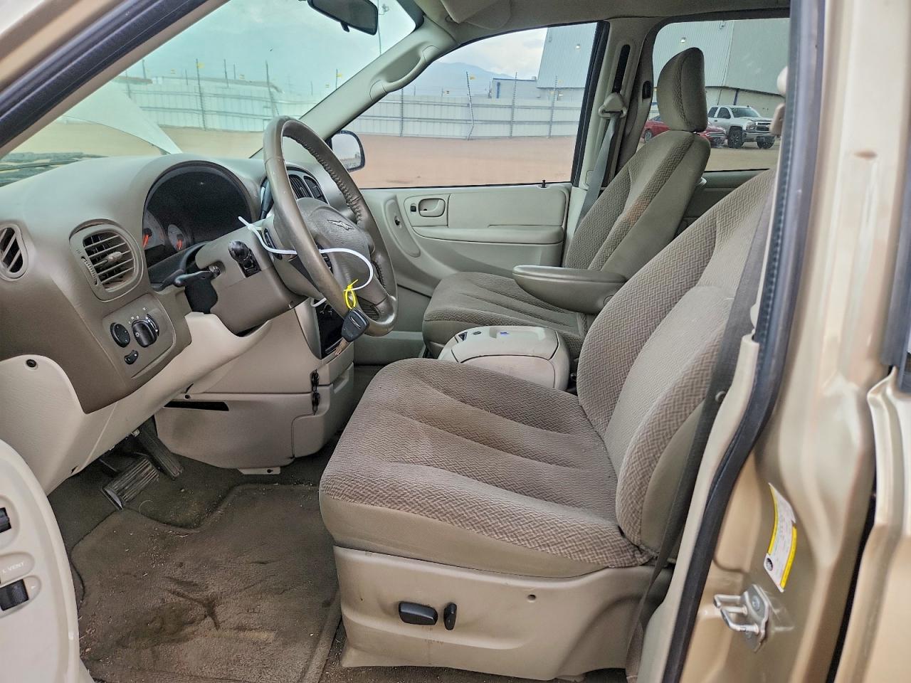2007 Chrysler Town & Country Touring Gold vin: 2A4GP54L57R207134