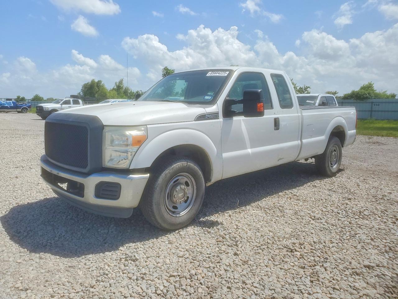 2014 Ford F250 Super Duty White vin: 1FT7X2A68EEA20919
