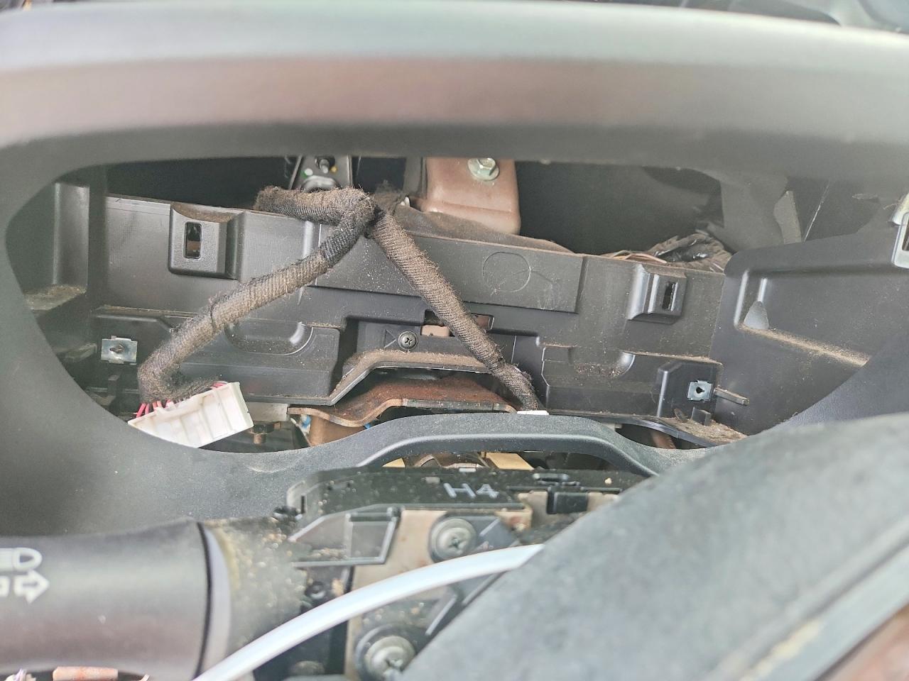 2017 Nissan Titan S Серебряный vin: 1N6AA1EK2HN518012
