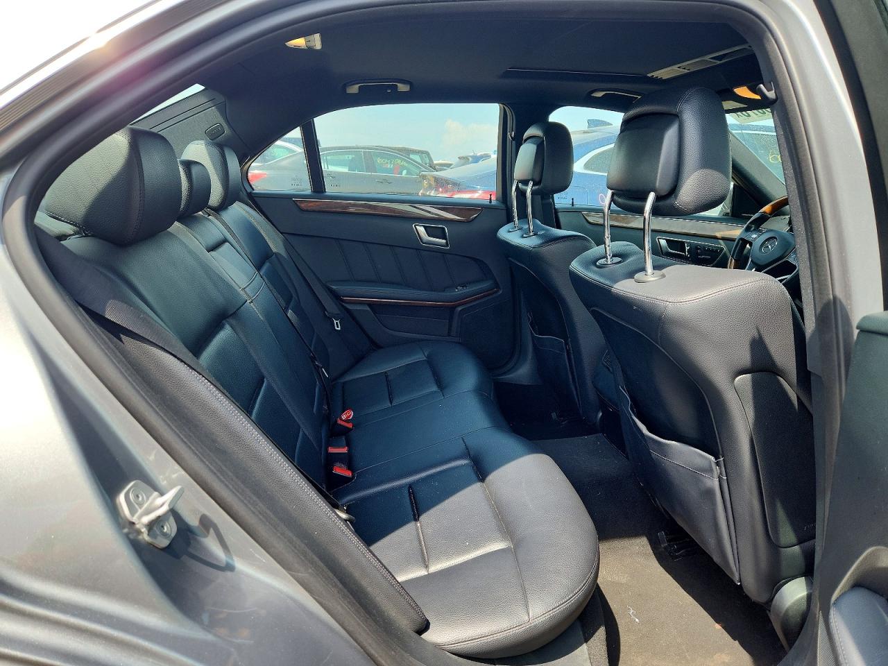 2013 Mercedes-benz E 350 4matic Silver vin: WDDHF8JB1DA748312