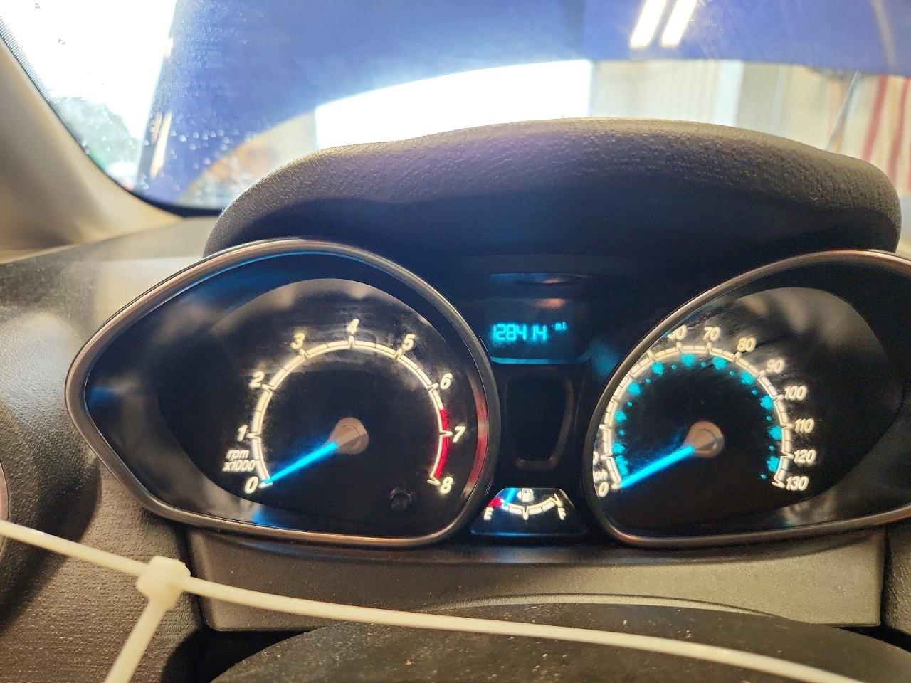 2014 Ford Fiesta Sedan Blue vin: 3FADP4CJ2EM243408