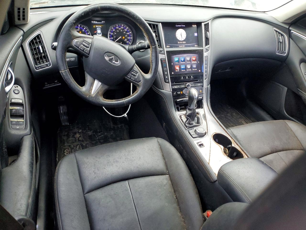2015 Infiniti Q50 Premium Black vin: JN1BV7ARXFM392702