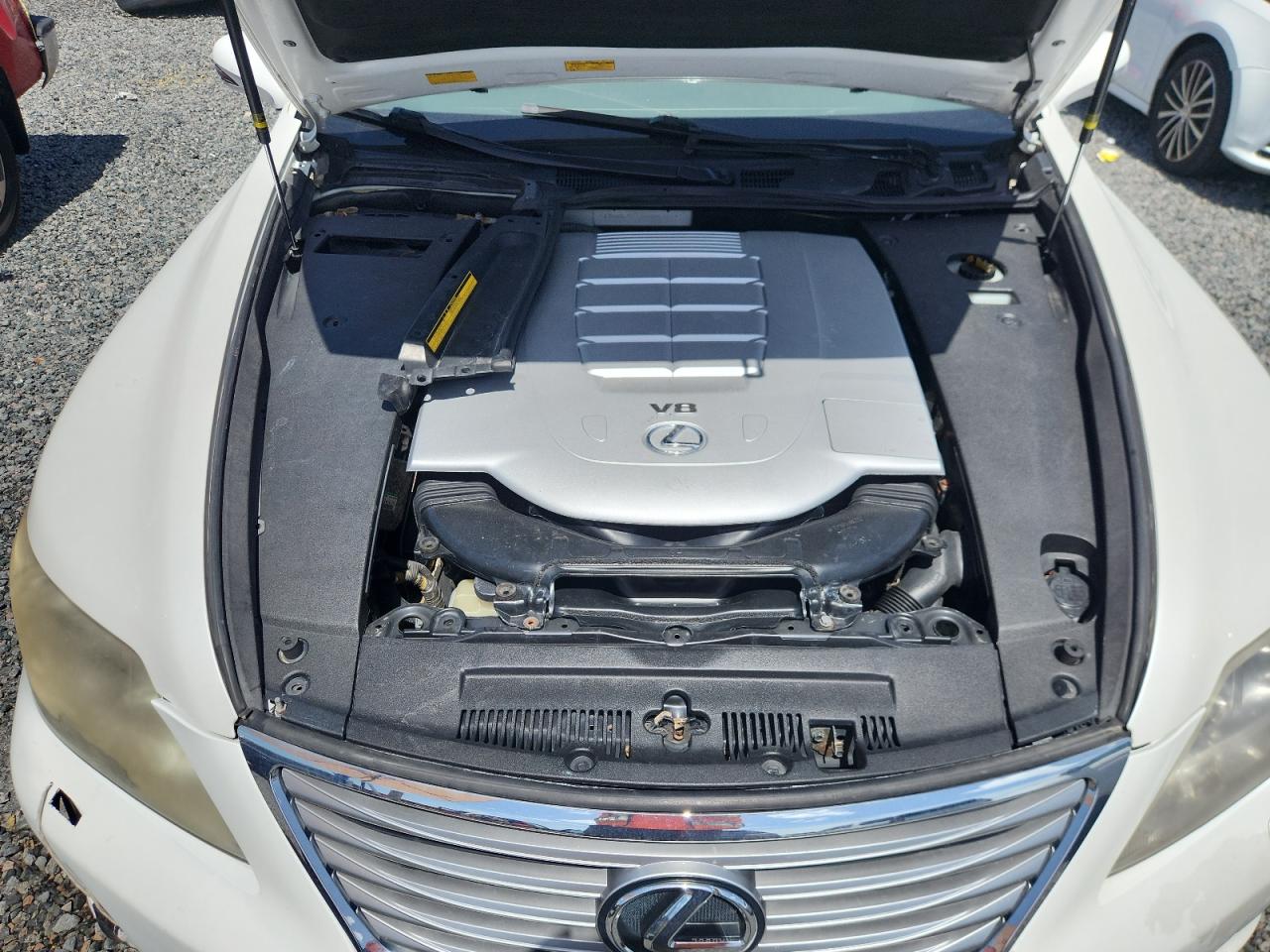 2010 Lexus Ls 460 White vin: JTHCL5EF5A5007141