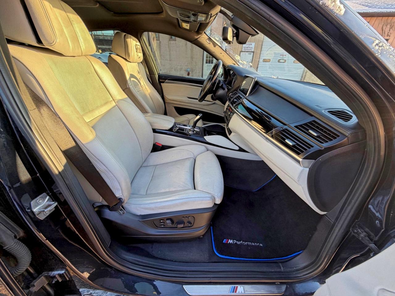 2014 Bmw X6 M Черный vin: 5YMGZ0C56E0C40215