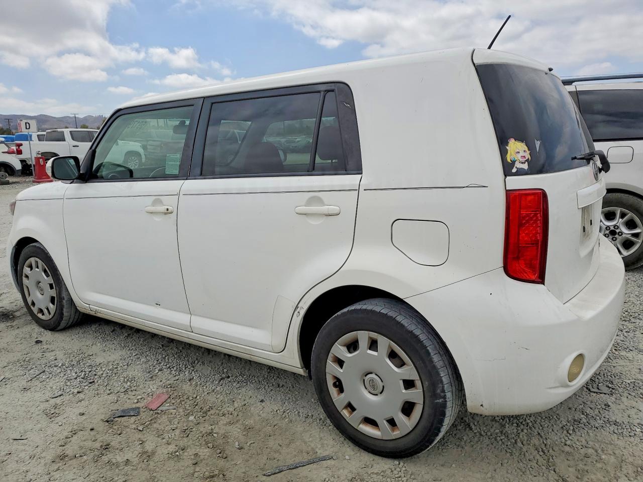 2009 Toyota Scion Xb White vin: JTLKE50E491077677
