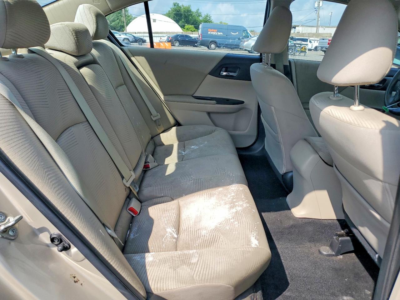 2015 Honda Accord Lx Gold vin: 1HGCR2F30FA076015