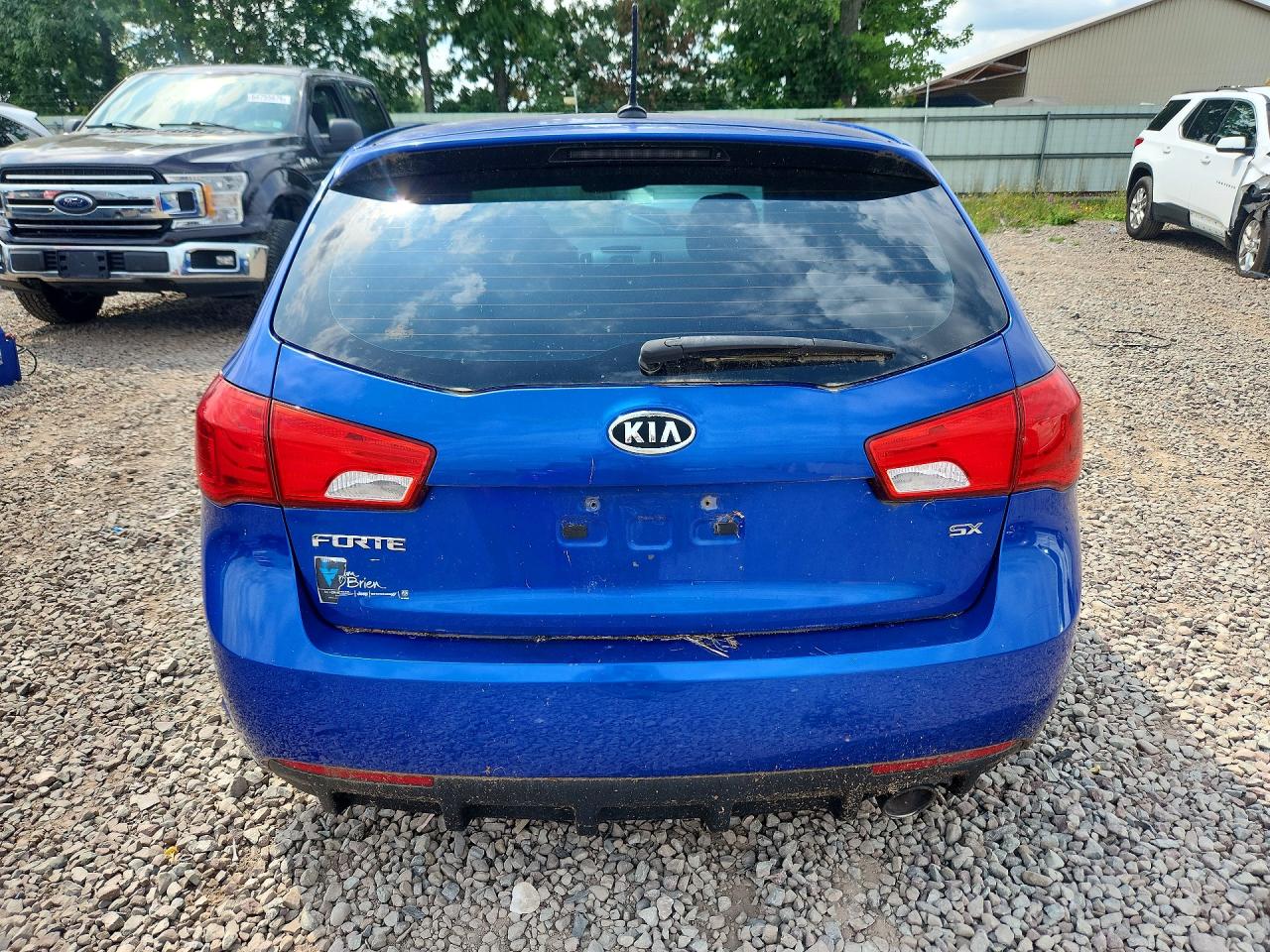 2011 Kia Forte5 Sx Blue vin: KNAFW5A38B5372946
