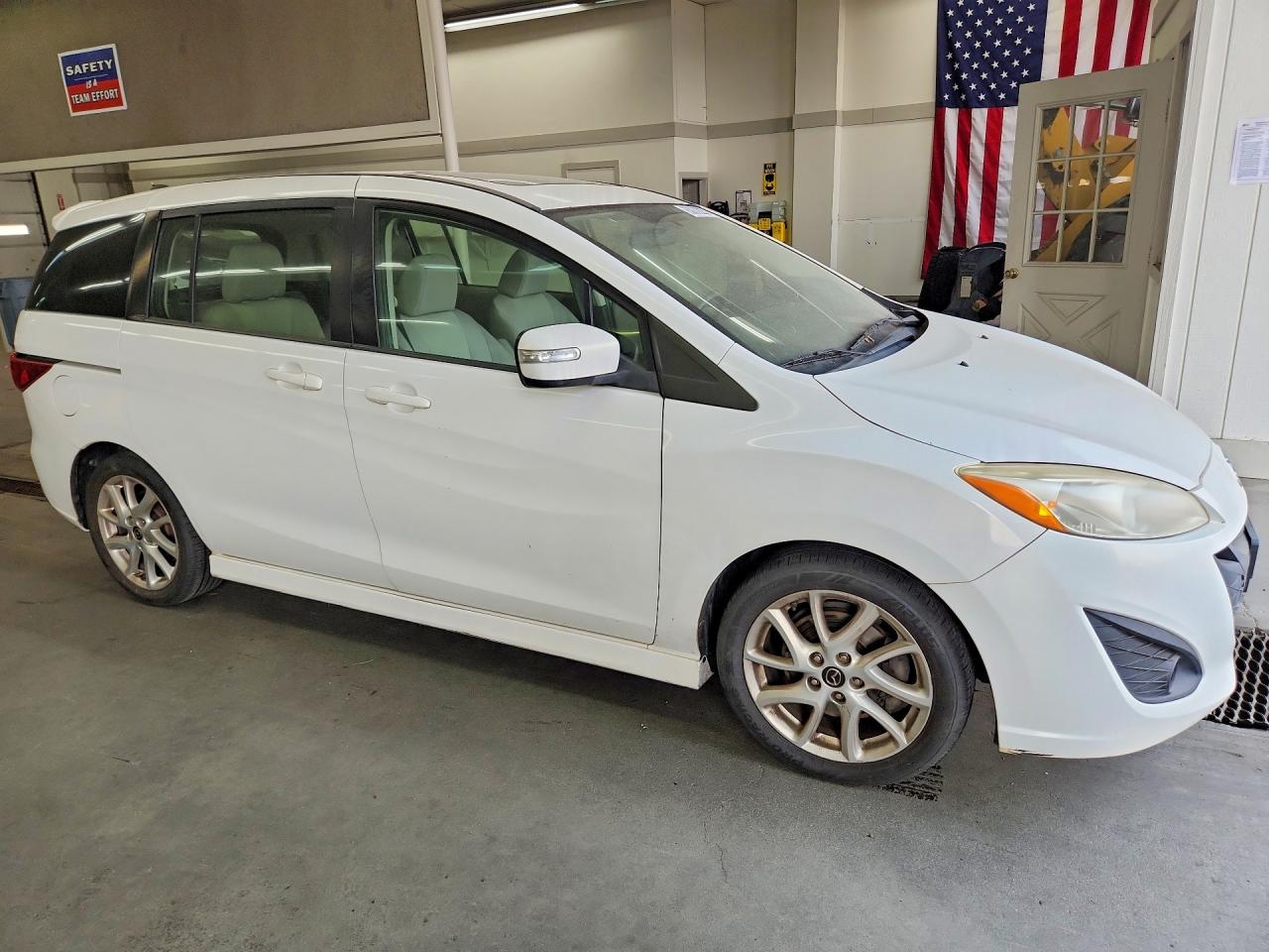 2014 Mazda 5 Touring White vin: JM1CW2CL6E0166818