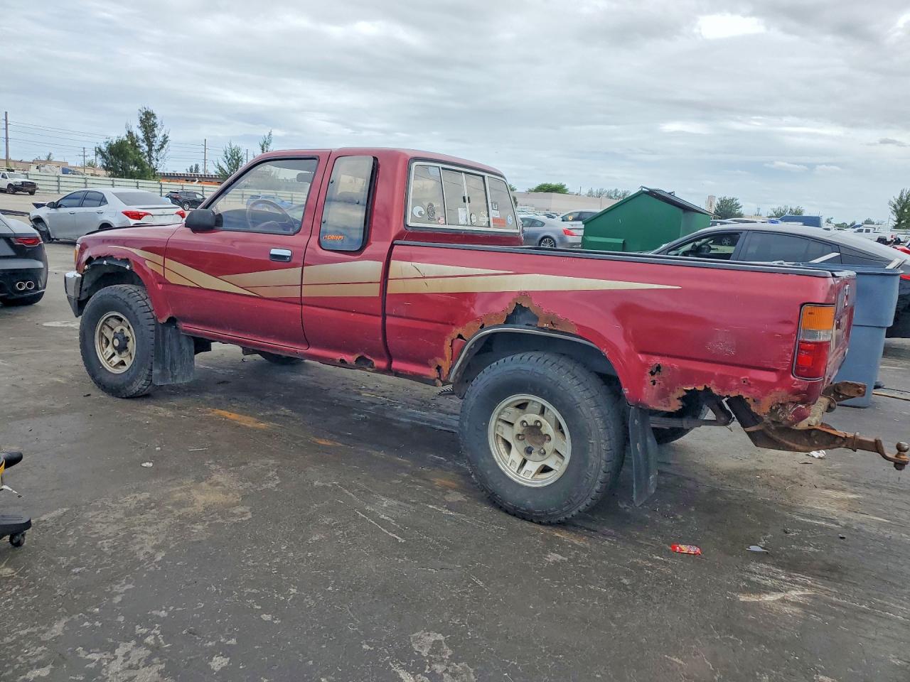 1990 Toyota Pickup 1 Ton Long Bed Dlx Burgundy vin: JT4VN13G8L5029209