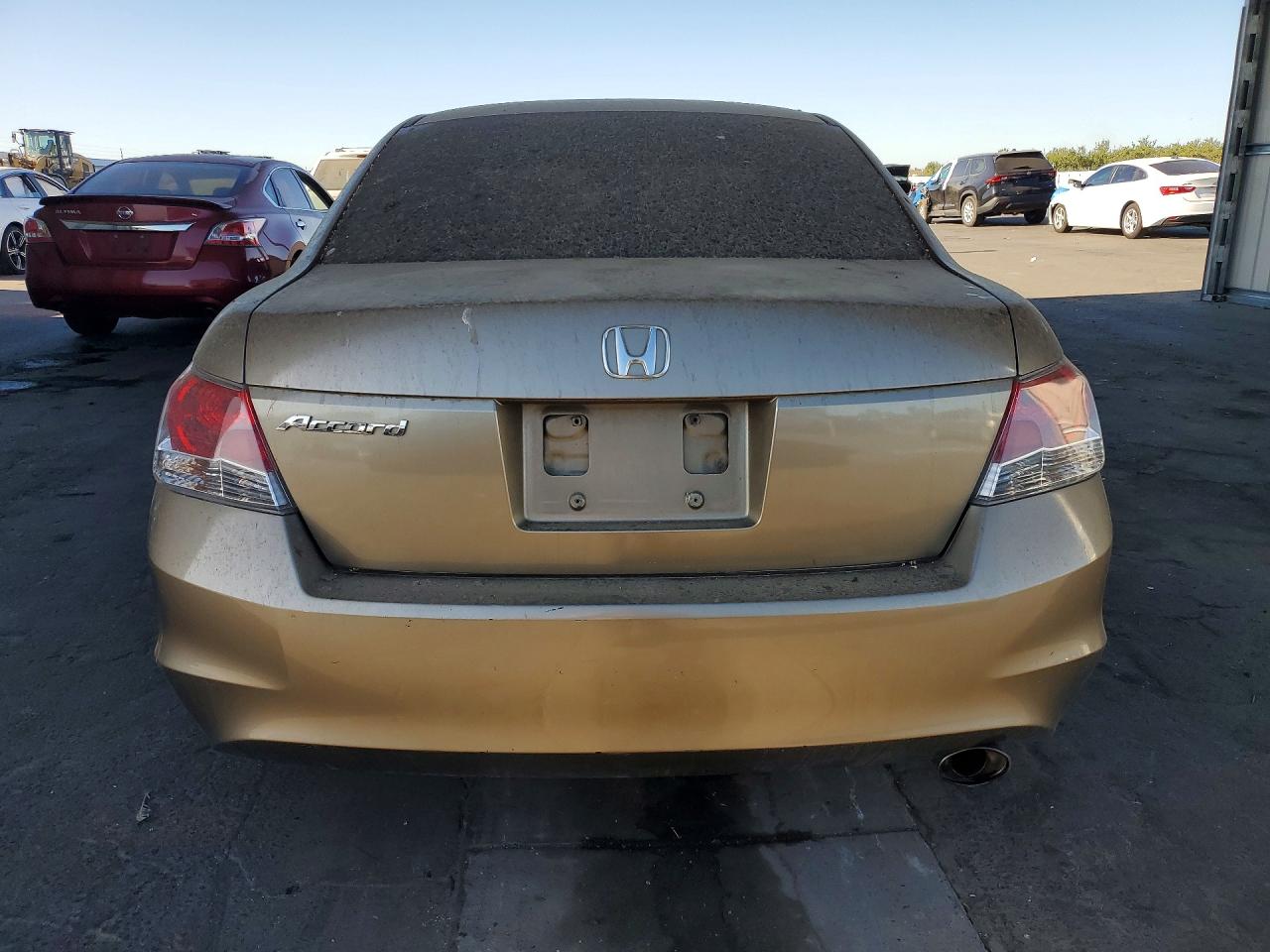 2008 Honda Accord Lxp Gold vin: JHMCP26498C014213