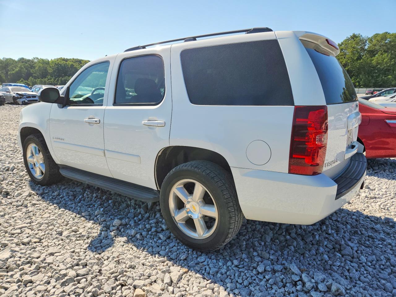 2008 Chevrolet Tahoe C1500 White vin: 1GNFC13068R115140