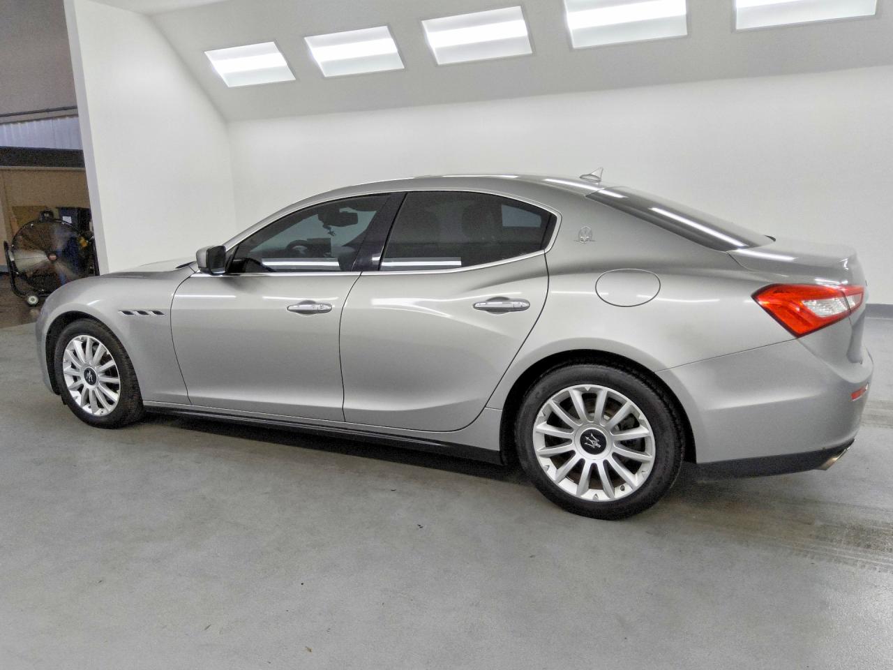 2014 Maserati Ghibli Silver vin: ZAM57XSA5E1091487