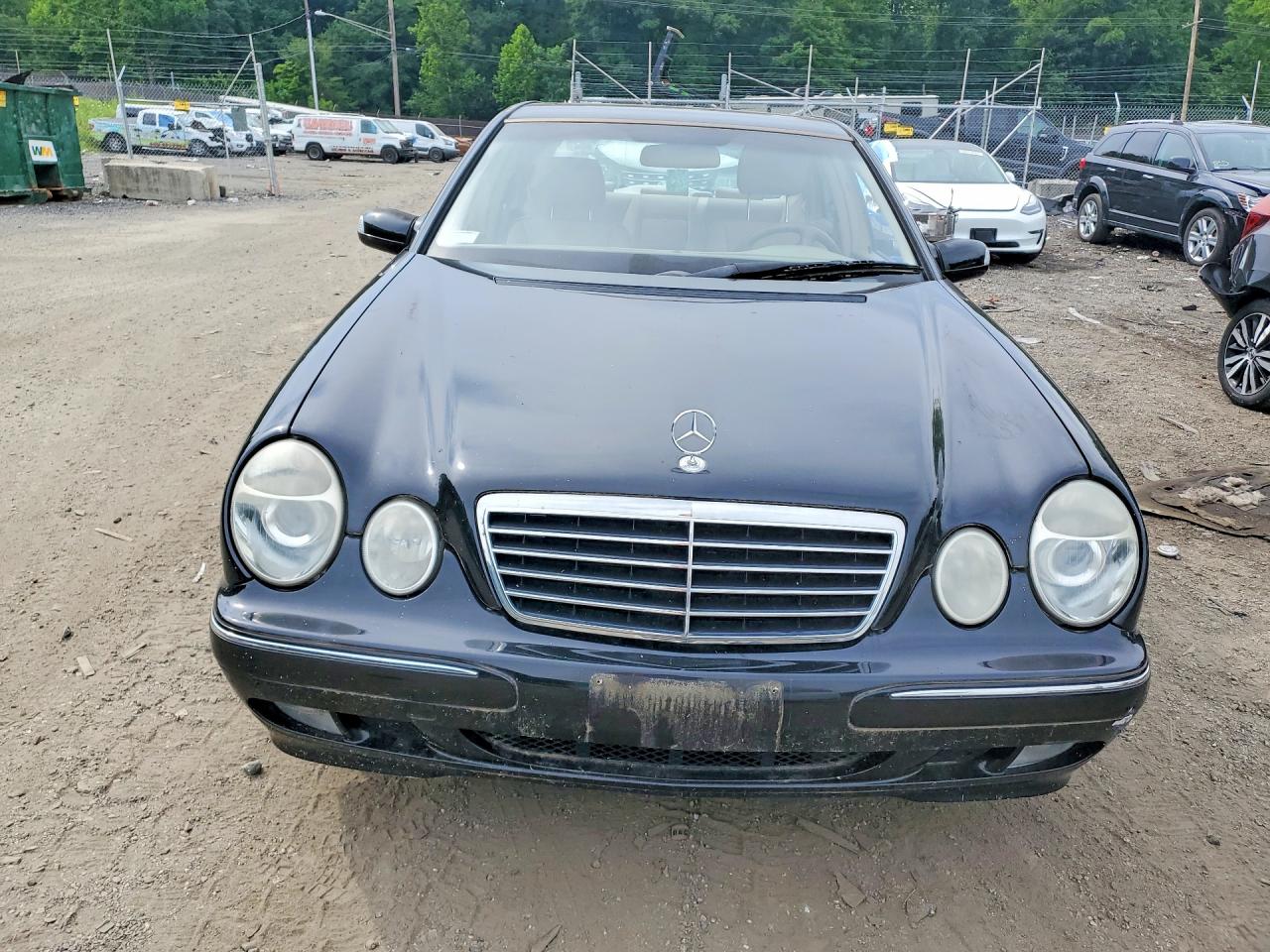 2001 Mercedes-benz E 320 Black vin: WDBJF65JX1B309079