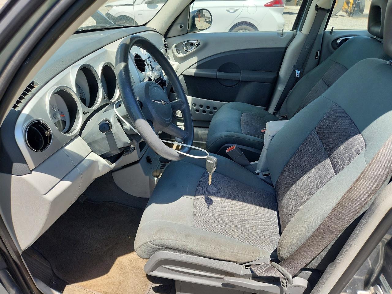 2008 Chrysler Pt Cruiser Silver vin: 3A8FY48B68T107822