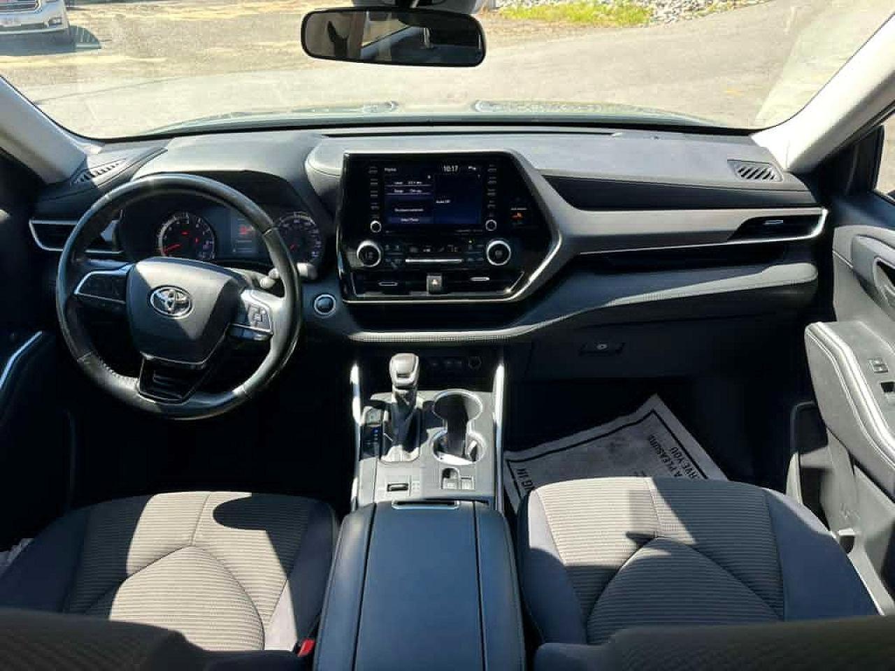 2020 Toyota Highlander Le Синий vin: 5TDZZRAH1LS010303