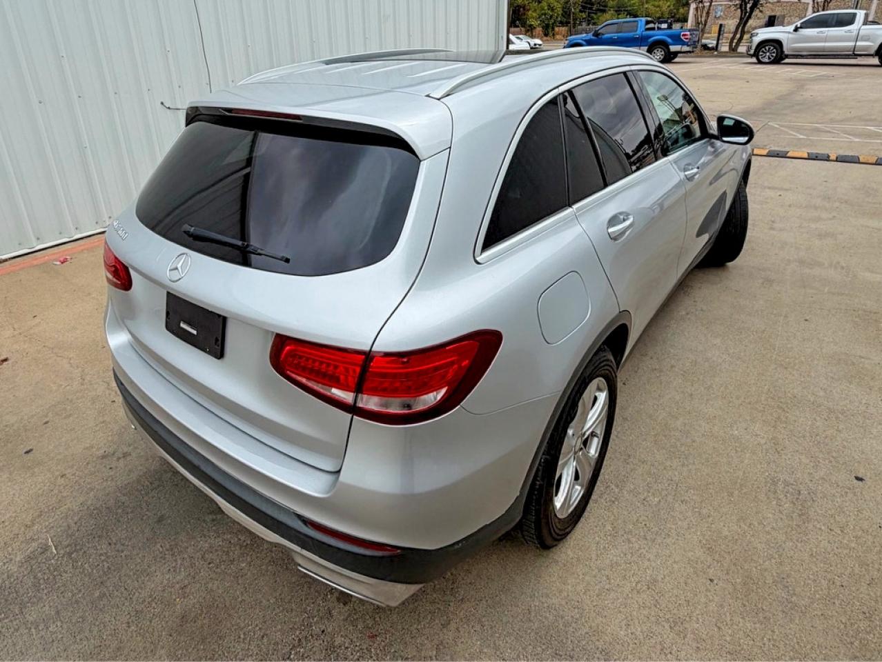 2016 Mercedes-benz Glc 300 Silver vin: WDC0G4JB3GF018951