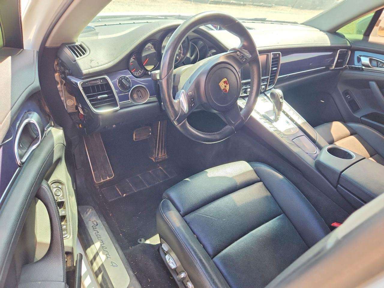 2014 Porsche Panamera 2 White vin: WP0AA2A73EL008026