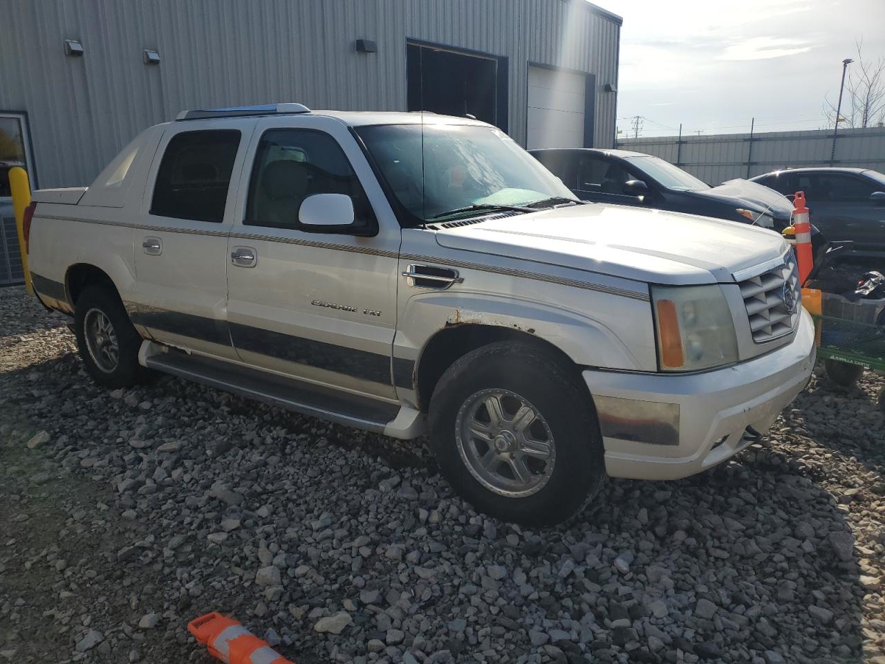 2002 Cadillac Escalade Ext Beige vin: 3GYEK63N42G353523