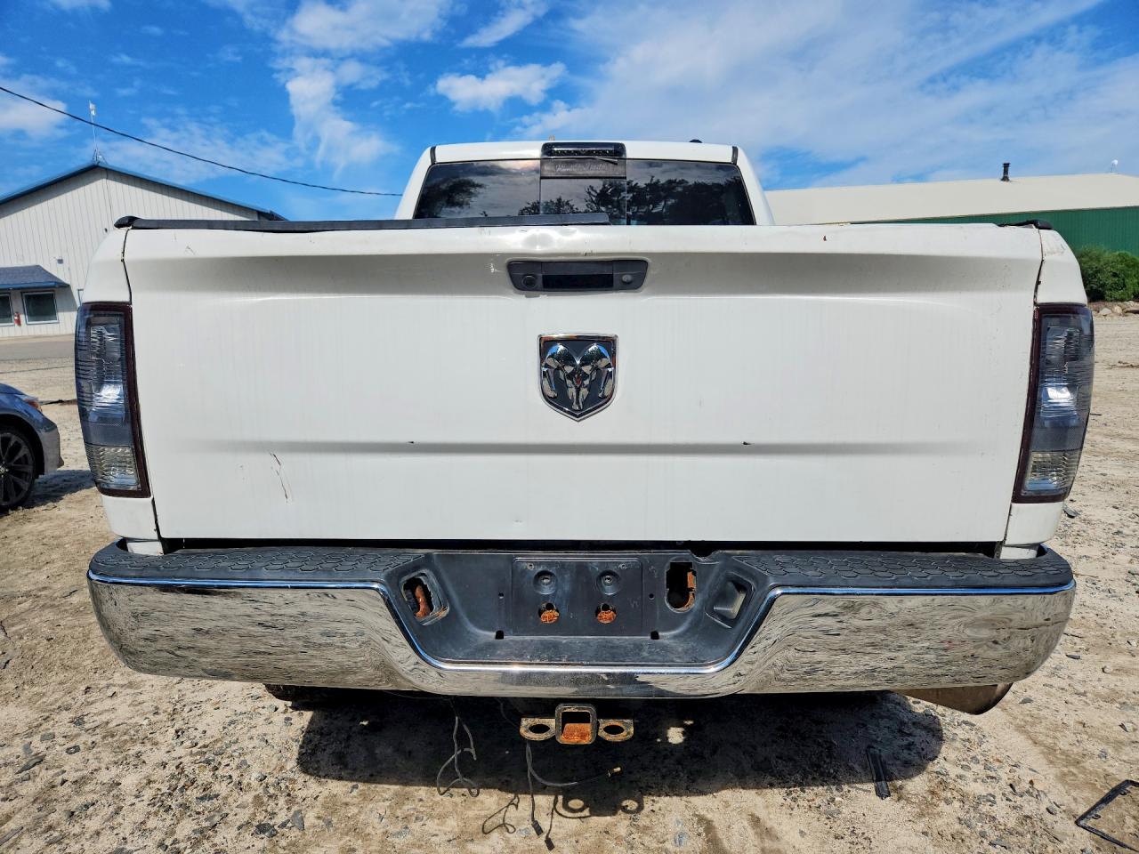 2010 Dodge Ram 2500 White vin: 3D7UT2CLXAG125455