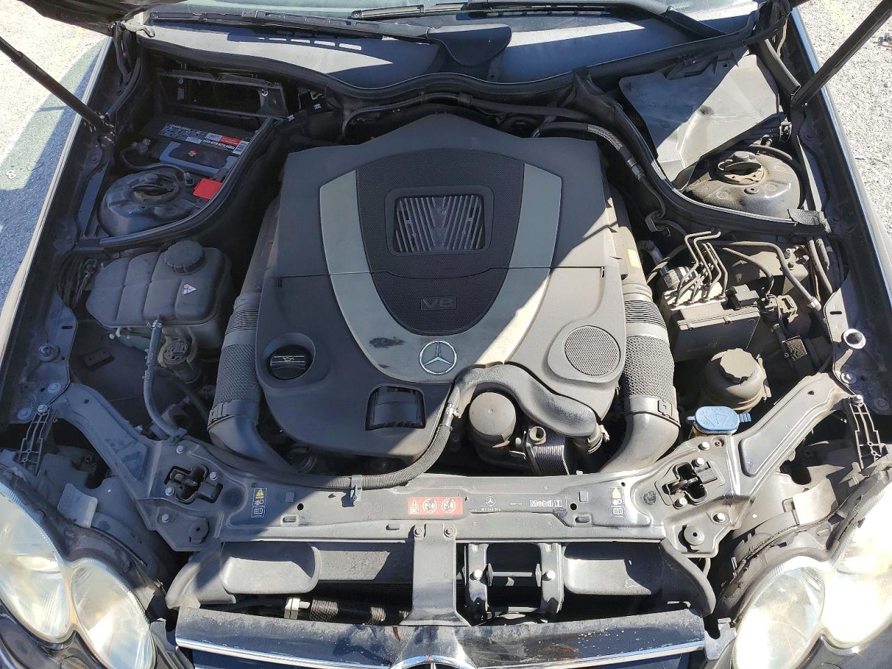 2008 Mercedes-benz Clk 550 Black vin: WDBTK72F38T092974