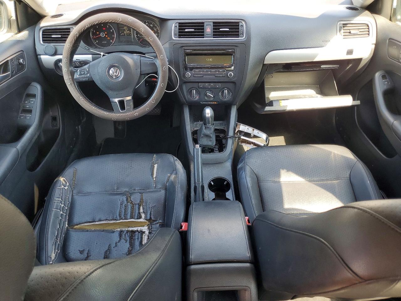 2014 Volkswagen Jetta Se Silver vin: 3VWD17AJ2EM303698