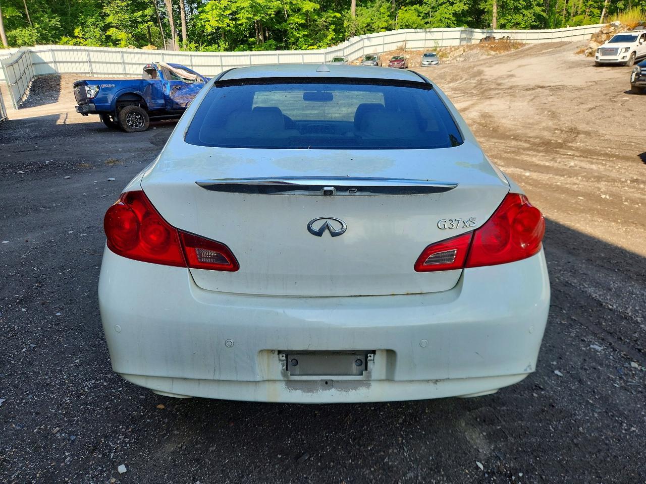 2011 Infiniti G37 Sedan X White vin: JN1CV6AR6BM350813