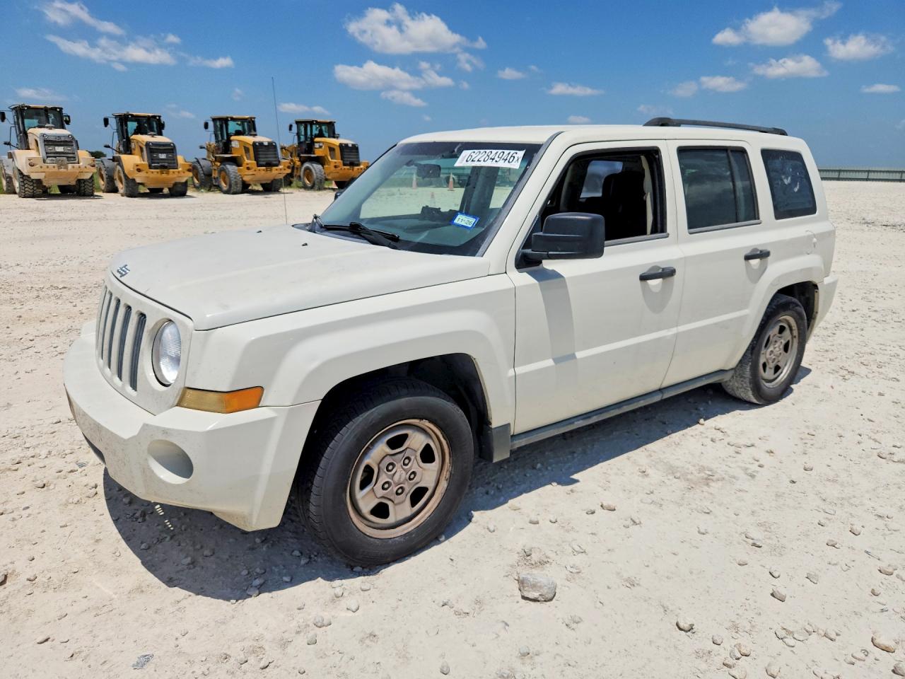 2008 Jeep Patriot Sport White vin: 1J8FT28058D554147