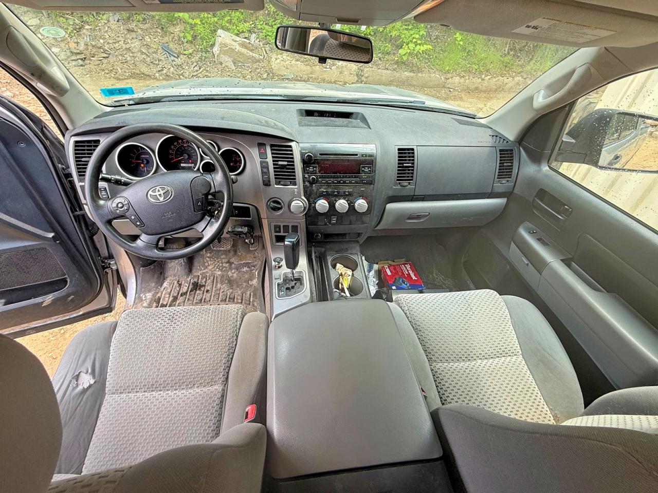 2010 Toyota Tundra Double Cab Sr5 Silver vin: 5TFUY5F12AX143337