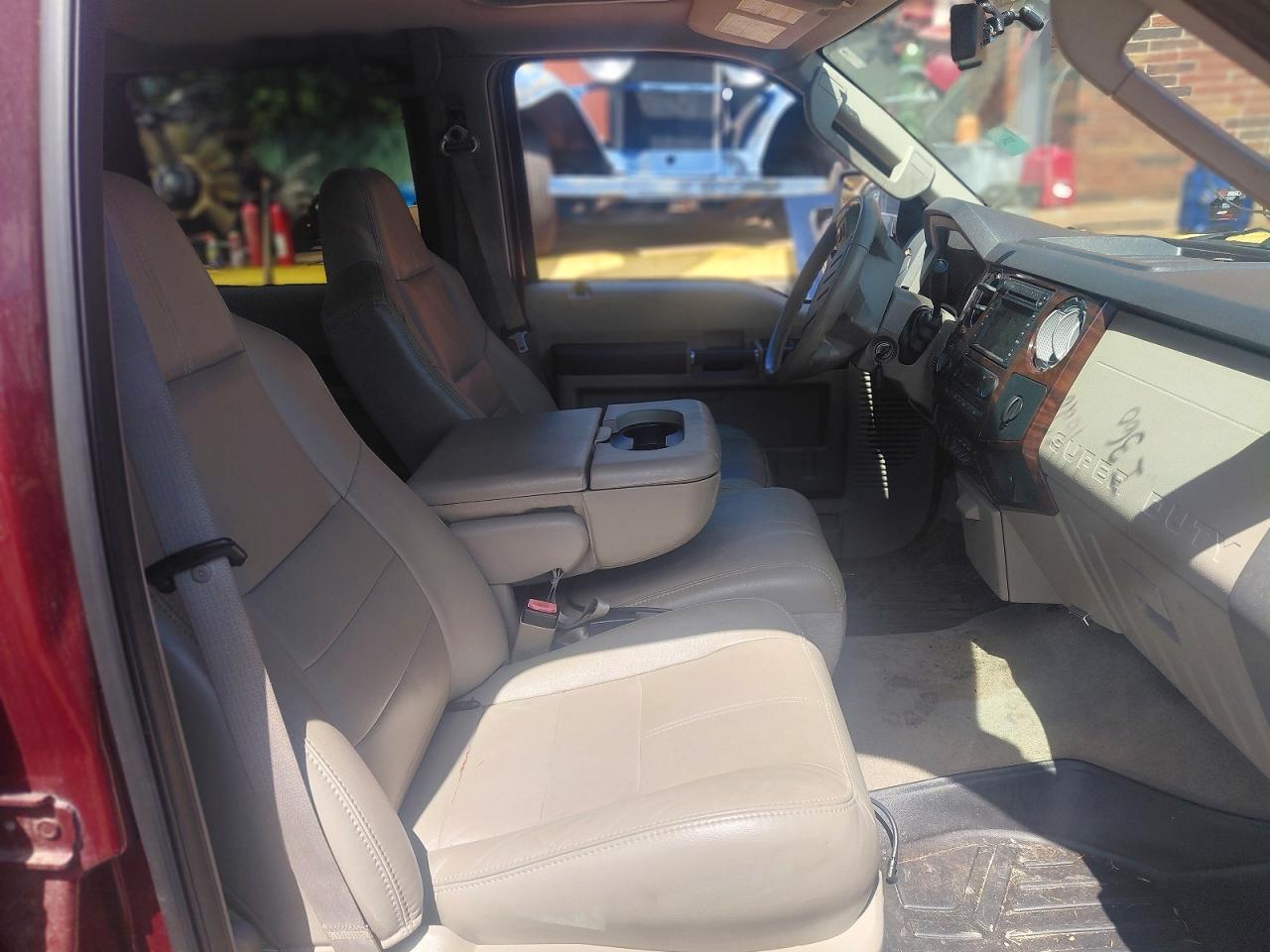 2008 Ford F450 Super Duty Burgundy vin: 1FTXW43R68EC51991
