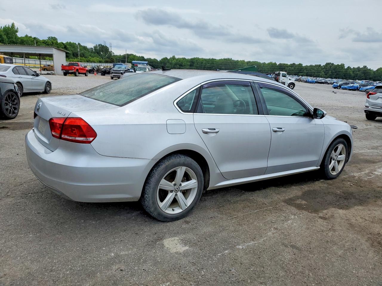 2012 Volkswagen Passat Se Серебряный vin: 1VWBN7A34CC066322