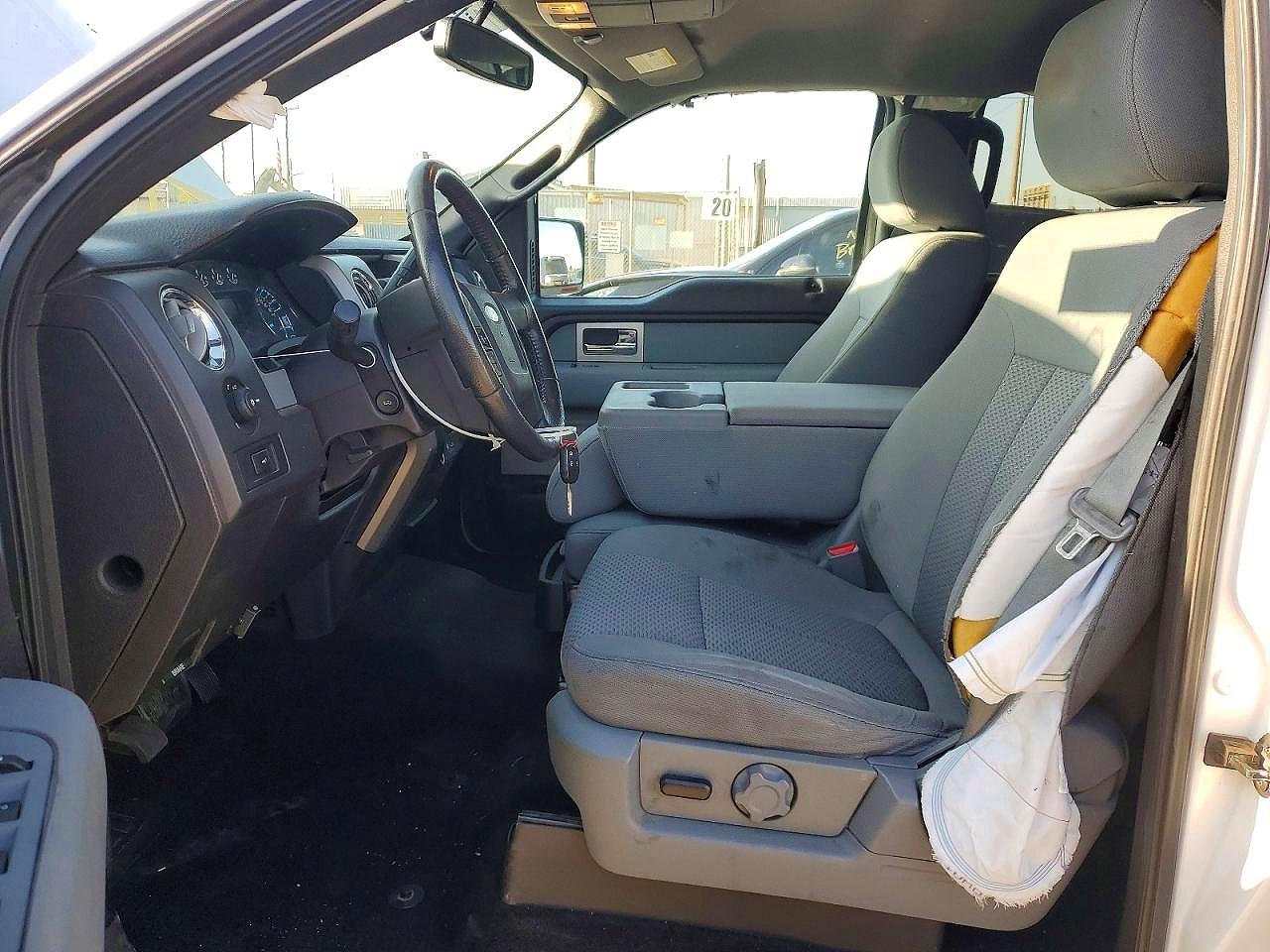 2011 Ford F150 Supercrew White vin: 1FTFW1CT9BFB44828