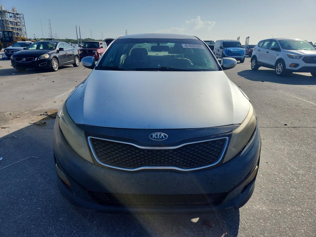 2015 Kia Optima Lx Серебряный vin: 5XXGM4A72FG354051
